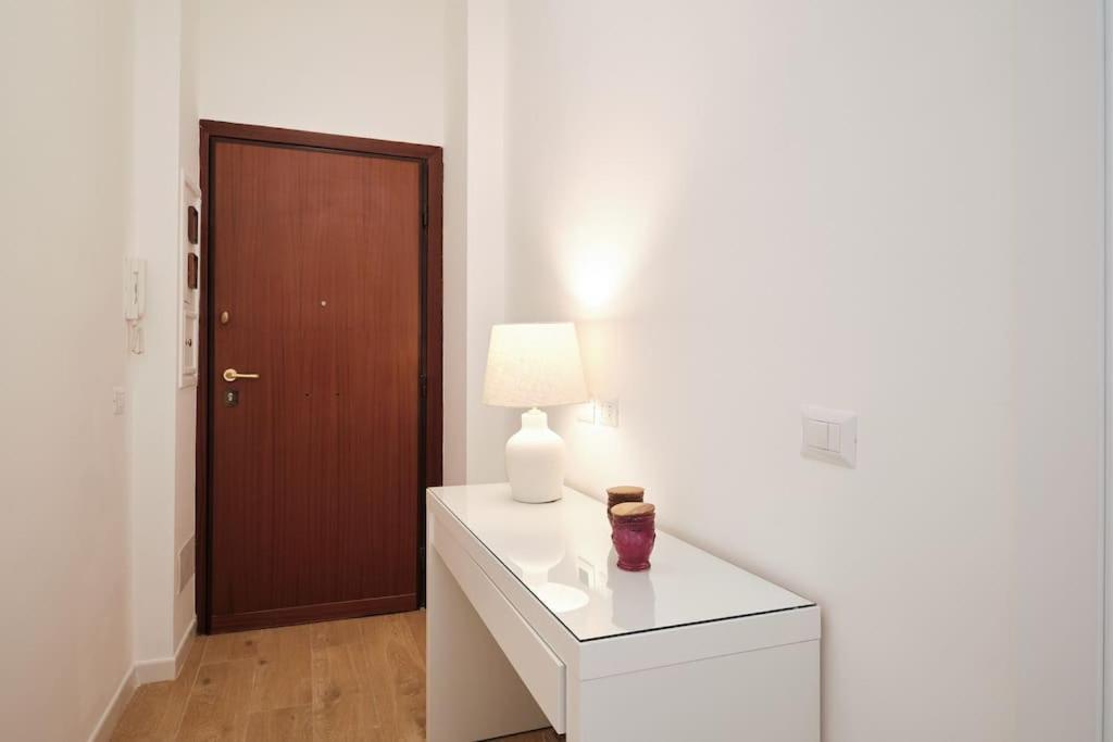 20 Minuti Vaticano - Nido Shopping Folkoristico Apartment